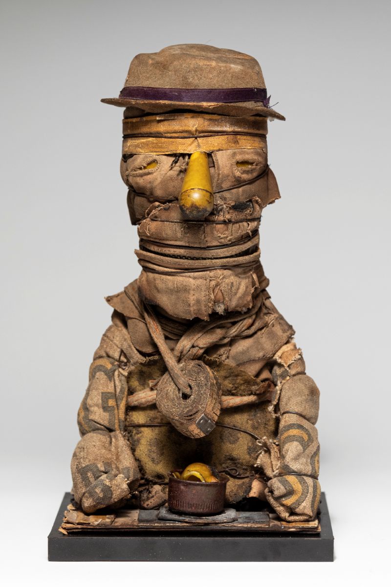 Ronald Gonzalez, Small Bust 20, Bricolage/Sculpture, 2025 | Working Artist Org. Ronald Gonzalez, Small Bust 20, Bricolage/Sculpture, 2025